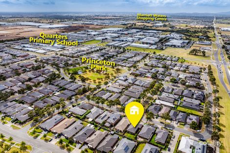 Property photo of 12 Copernicus Circuit Cranbourne West VIC 3977