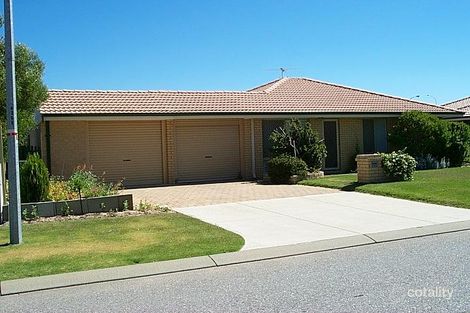Property photo of 4 Ryde Close Warnbro WA 6169