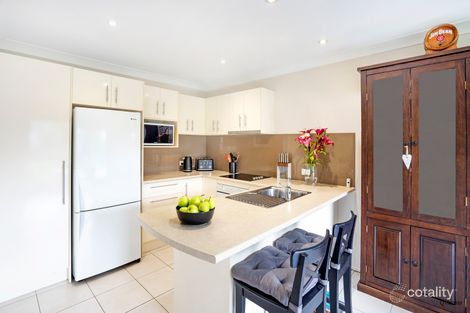 Property photo of 2/15 Simpsons Road Elanora QLD 4221