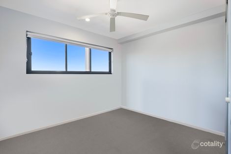 Property photo of 307/9 Hooker Boulevard Broadbeach Waters QLD 4218