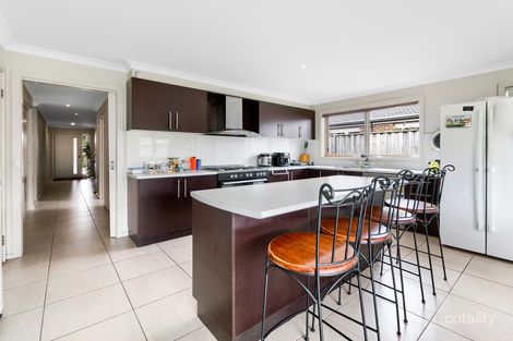 Property photo of 12 Copernicus Circuit Cranbourne West VIC 3977