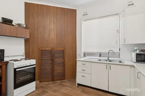 Property photo of 10 Bruce Road Warrawong NSW 2502
