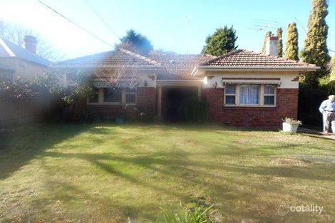 Property photo of 20 Byron Street Carnegie VIC 3163