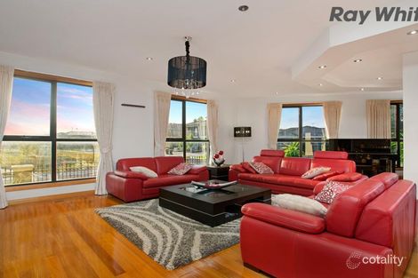 Property photo of 22 Wisteria Close Taylors Hill VIC 3037