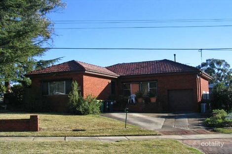 4 Longbow Cl, Northmead, NSW 2152