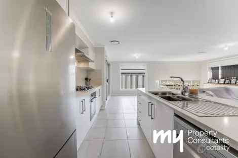 Property photo of 11 Abidi Street Spring Farm NSW 2570