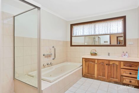 Property photo of 2/345 Napier Street Strathmore VIC 3041