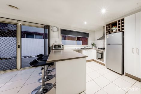 Property photo of 2/11 Caron Close Hallam VIC 3803