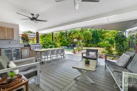 11 Thais St, Palm Cove, QLD 4879