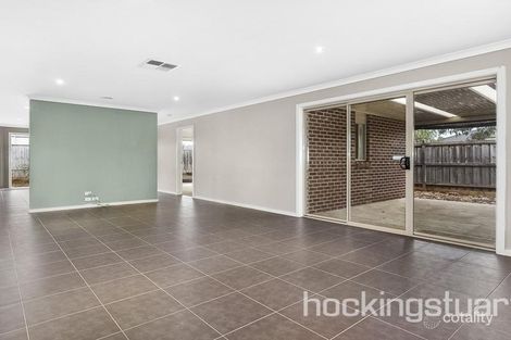 Property photo of 23 Yellowbox Way Brookfield VIC 3338