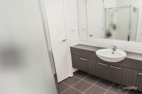 Property photo of 11 Somersby Road Craigieburn VIC 3064