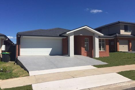 8 Whyalla St, Jordan Springs, NSW 2747