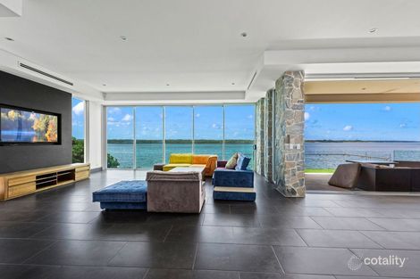 Property photo of 3 Parklane Terrace Paradise Point QLD 4216