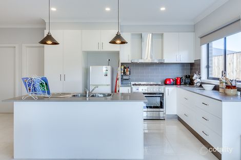 Property photo of 19 Essence Boulevard Maddingley VIC 3340