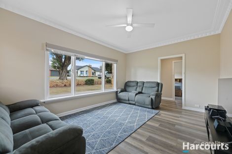 Property photo of 64 Longwarry Road Drouin VIC 3818