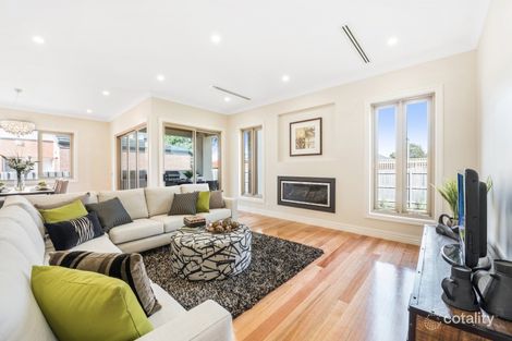 Property photo of 3 Vigil Avenue Glen Waverley VIC 3150