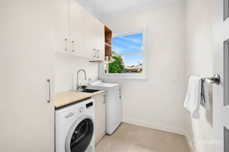Property photo of 92 Thorburn Street Bell Park VIC 3215