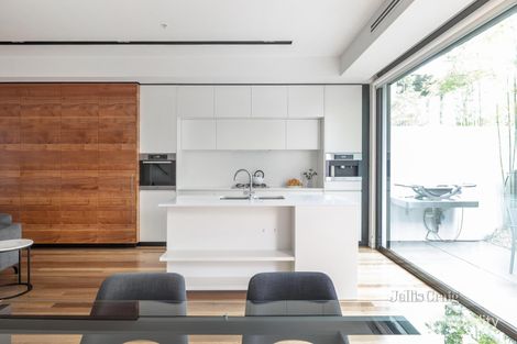 Property photo of 3/8 Simpson Place Hawthorn VIC 3122