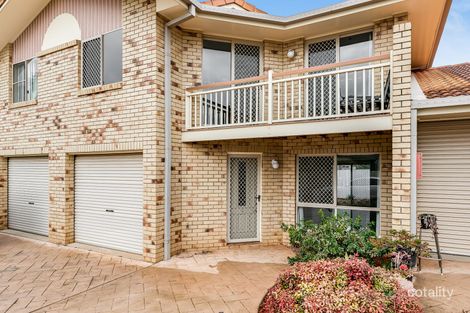 Property photo of 2/420 West Street Kearneys Spring QLD 4350