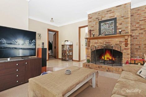 Property photo of 8 Green Acres Court Langwarrin VIC 3910