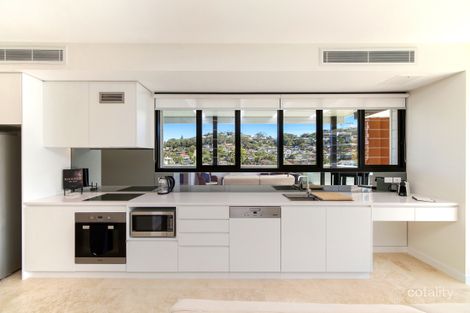 305/10 Pine Tree Lane, Terrigal, NSW 2260