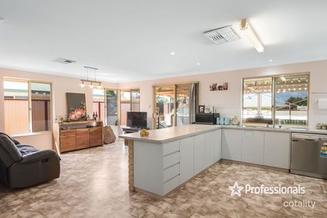 Property photo of 33 Weeloo Road Waggrakine WA 6530