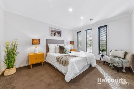 Property photo of 29 Appleby Loop Derrimut VIC 3026