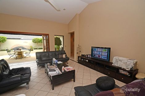 Property photo of 8 Palma Crescent Varsity Lakes QLD 4227