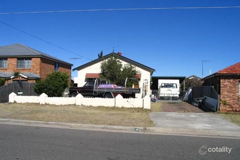 28 Mitchell St, Chifley, NSW 2036