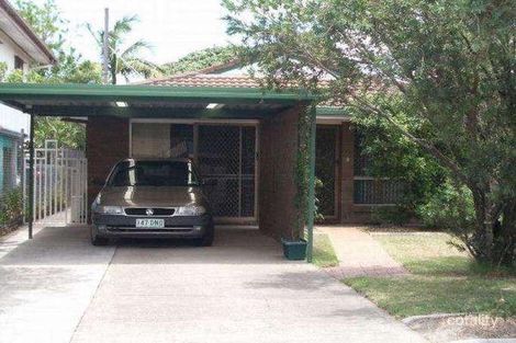 18 Dawn Pde, Miami, QLD 4220
