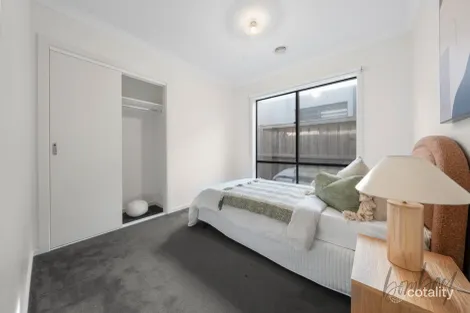 Property photo of 20 Latchford Drive Mickleham VIC 3064