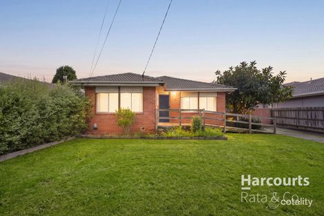 4 REGAL AVE, THOMASTOWN, VIC 3074