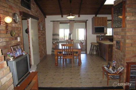 Property photo of 64 Hoepper Street Kearneys Spring QLD 4350