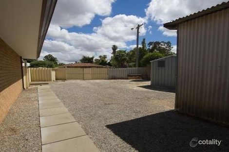 Property photo of 30 Hibiscus Drive Forrestfield WA 6058