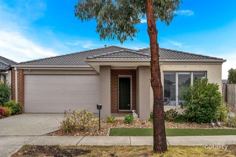 17 Bedford Way, Mickleham, VIC 3064