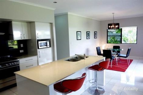 1 Daykin Cl, Redlynch, QLD 4870