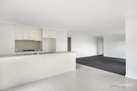 Property photo of 64 McNulty Drive Wendouree VIC 3355