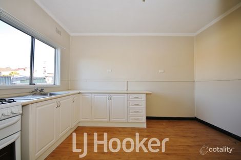 Property photo of 4 Moodie Place West Bathurst NSW 2795