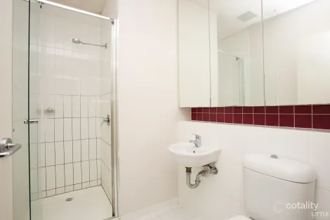 Property photo of 17/234 Warrigal Road Camberwell VIC 3124