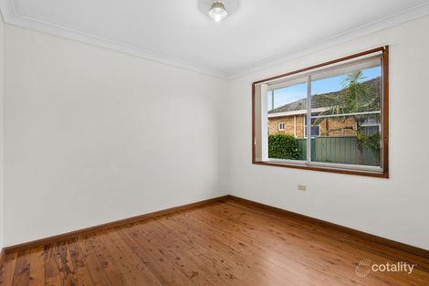 Property photo of 1/12 Cleverdon Crescent Figtree NSW 2525