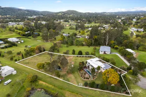 Property photo of 22 Toby Court Dayboro QLD 4521