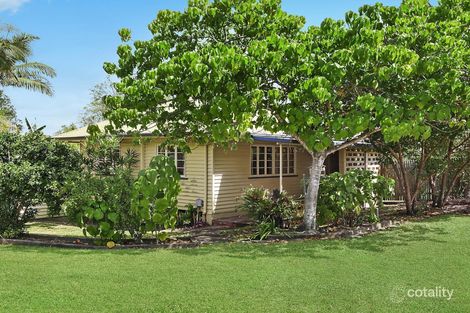 Property photo of 4 Camelot Street Tennyson QLD 4105