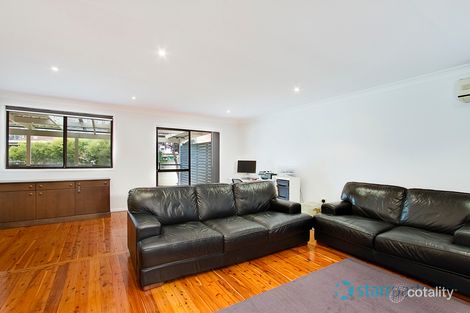 Property photo of 27 Griffiths Road McGraths Hill NSW 2756