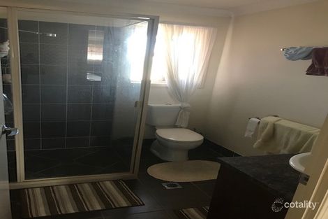 Property photo of 1/16 Thomas Street Gracemere QLD 4702