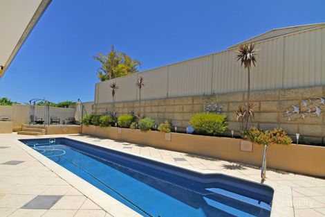 Property photo of 109 East Road Hocking WA 6065