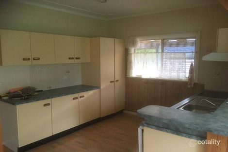 Property photo of 12 Gosford Street Point Clare NSW 2250
