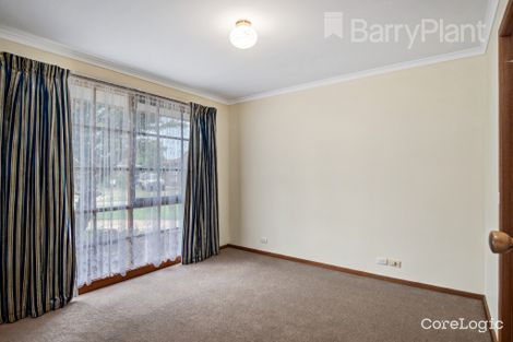 Property photo of 11 Somerset Close Werribee VIC 3030