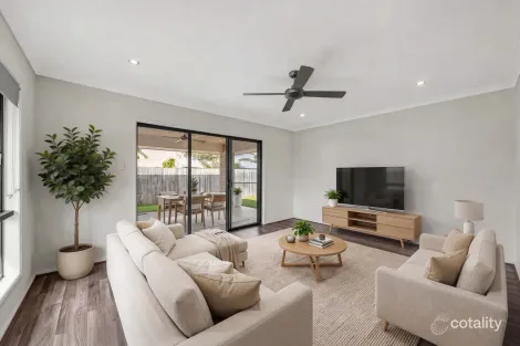 Property photo of 20 Derwent Close Holmview QLD 4207
