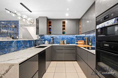 Property photo of 44 Salubris Place Moggill QLD 4070