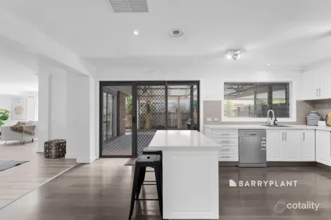 31 Cottswold Ave, Narre Warren, VIC 3805